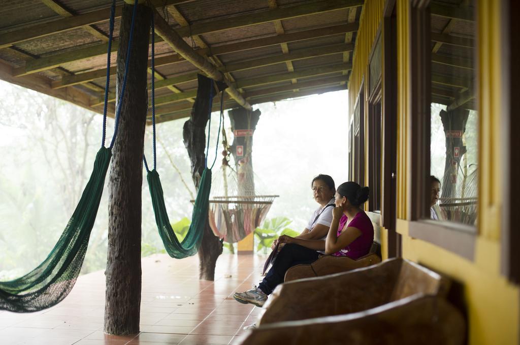 Hotel Catarata Rio Celeste Бихагуа Номер фото