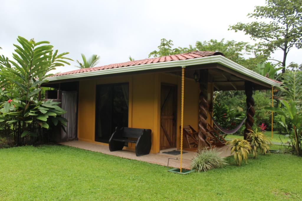 Hotel Catarata Rio Celeste Бихагуа Экстерьер фото