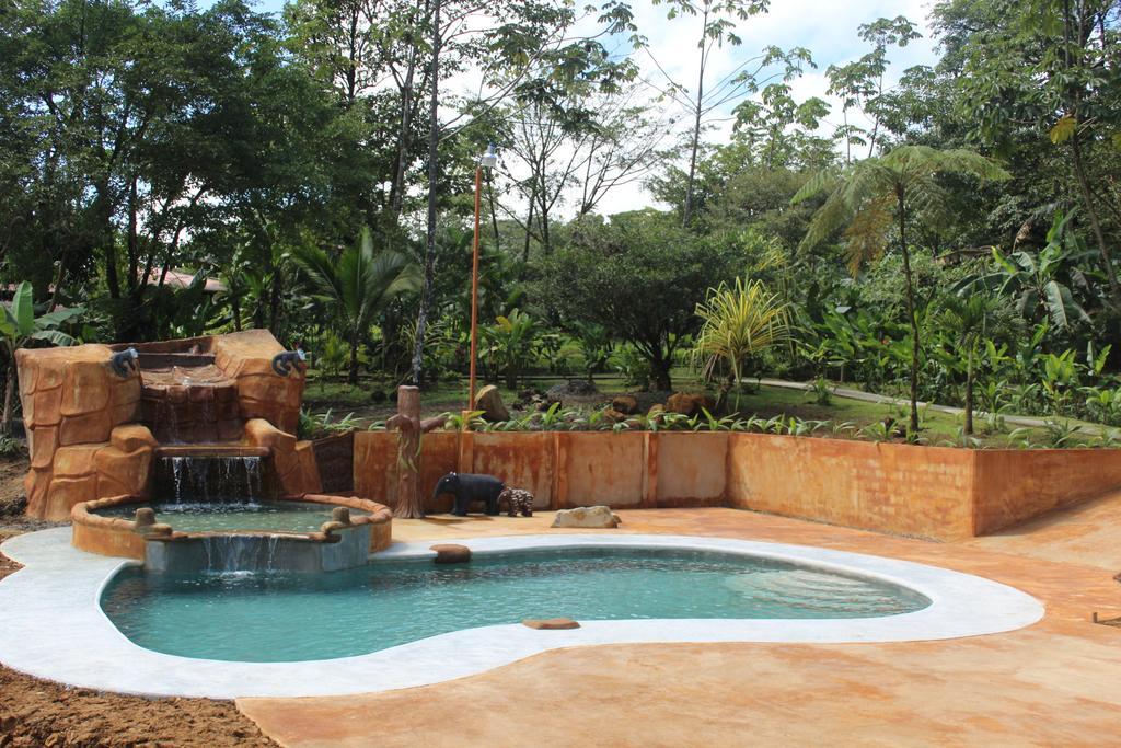 Hotel Catarata Rio Celeste Бихагуа Экстерьер фото