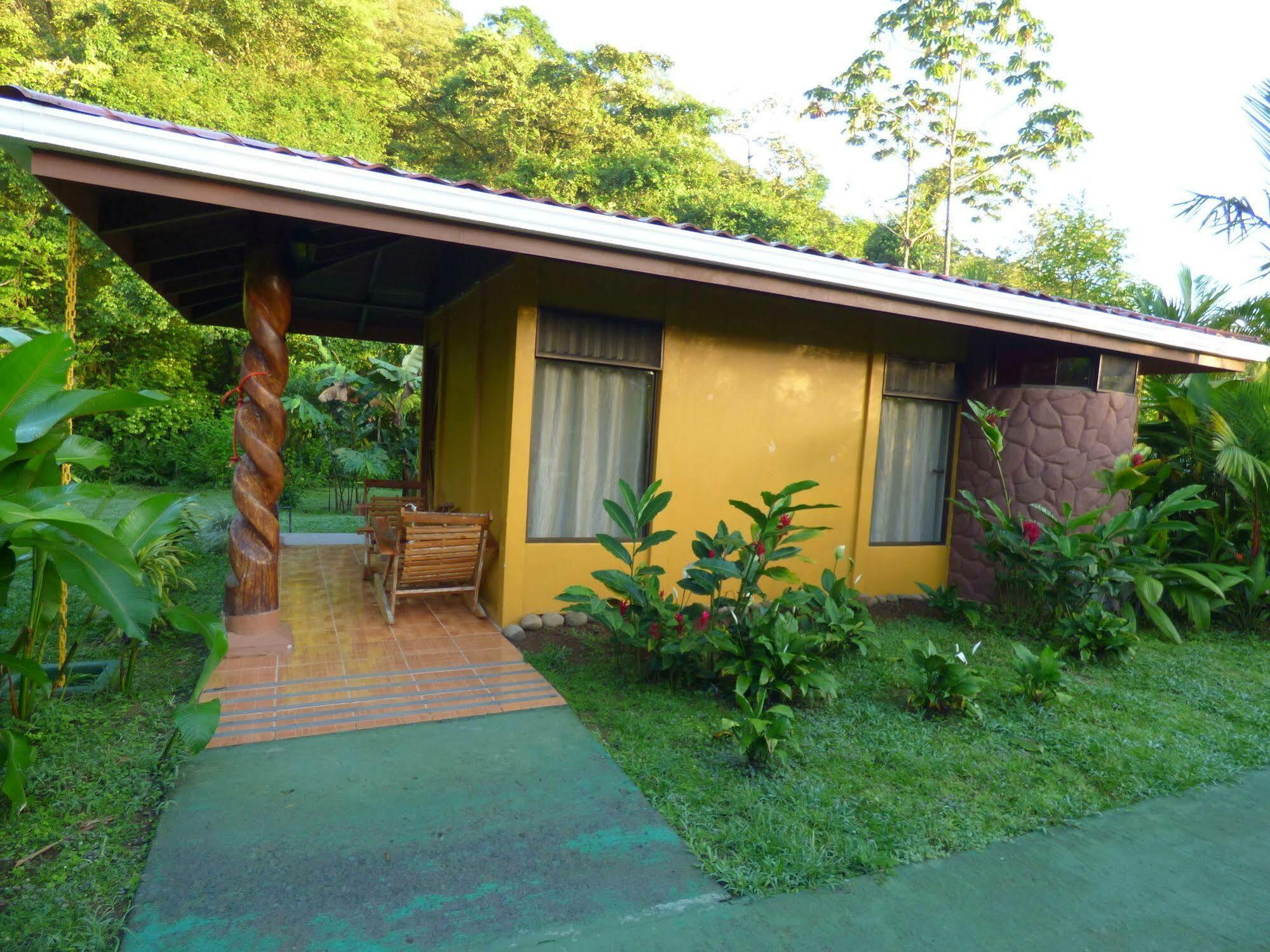 Hotel Catarata Rio Celeste Бихагуа Экстерьер фото