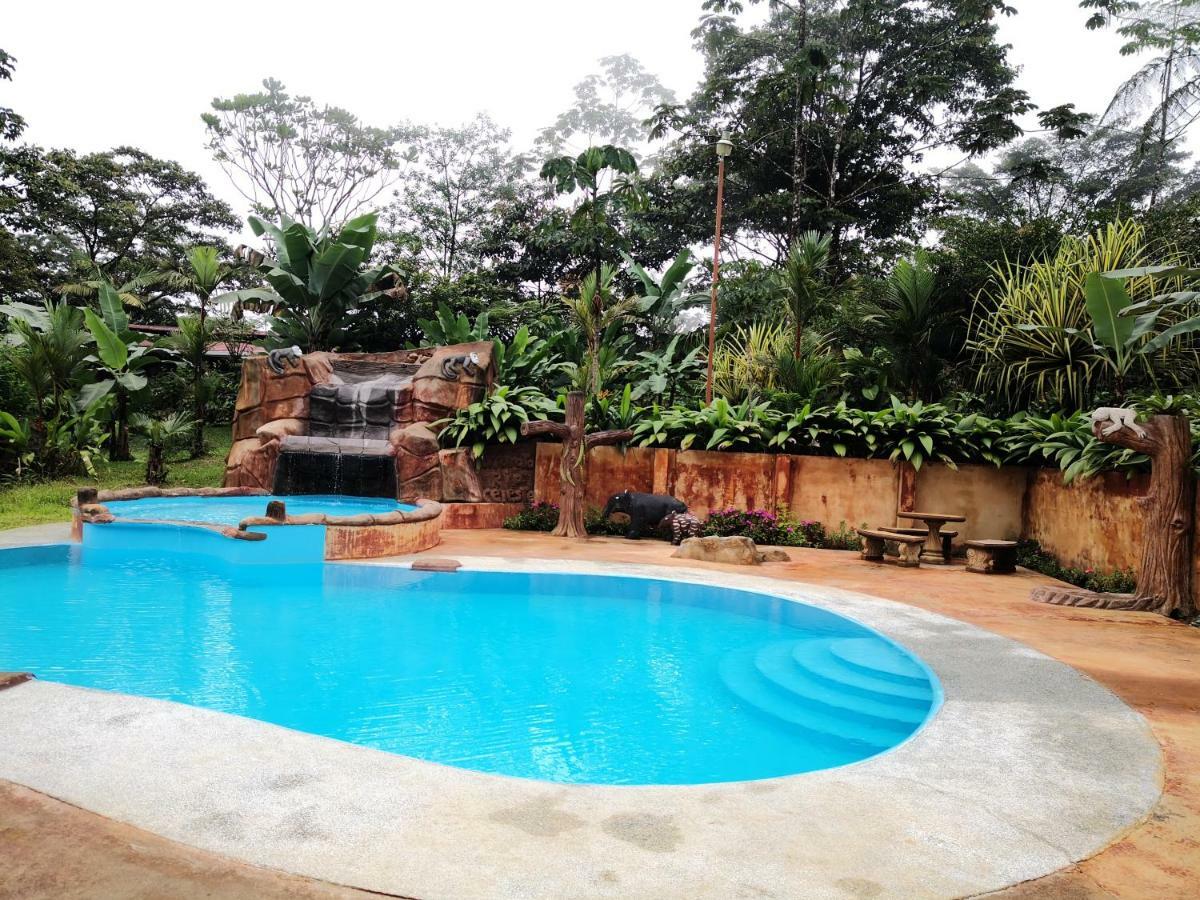 Hotel Catarata Rio Celeste Бихагуа Экстерьер фото